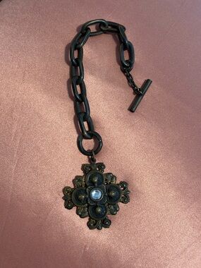 Vintage Style Bronze Statement Bracelet Ornate Gothic Cross Toggle Chain 8"